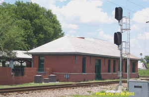 plantcitystation.jpg (65570 bytes)